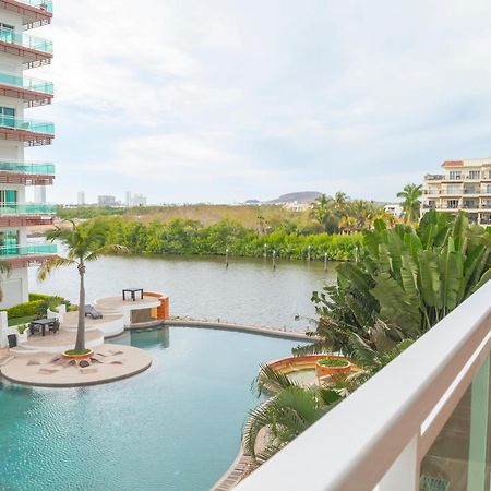 Condominio Con Una Bonita Vista Del Puerto Deportivo De G P S Rentas Mazatlán Exterior foto