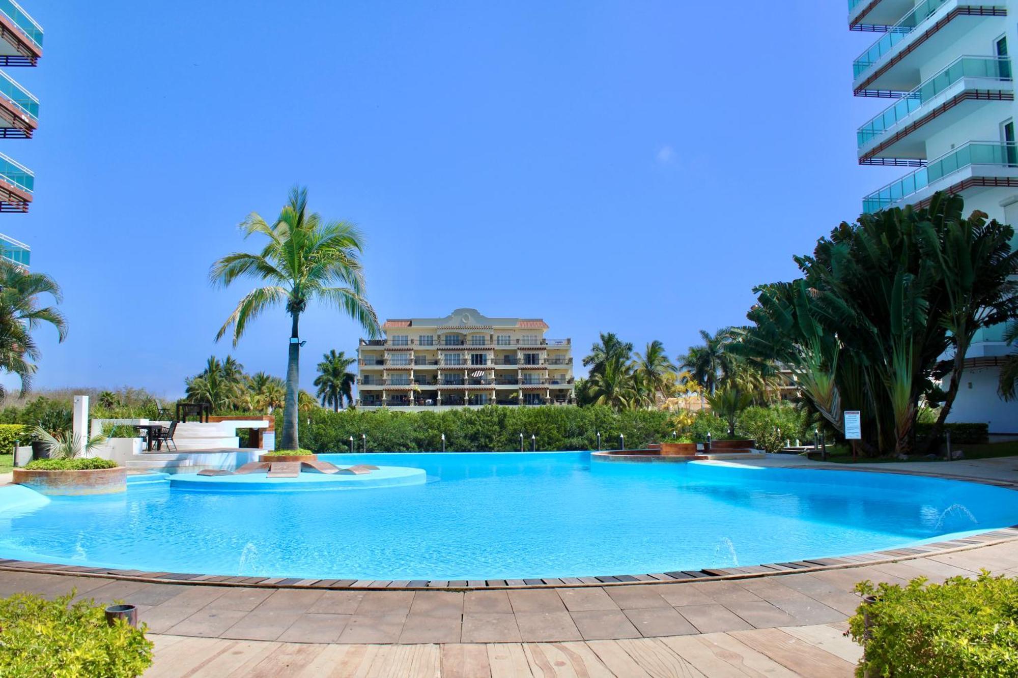 Condominio Con Una Bonita Vista Del Puerto Deportivo De G P S Rentas Mazatlán Exterior foto