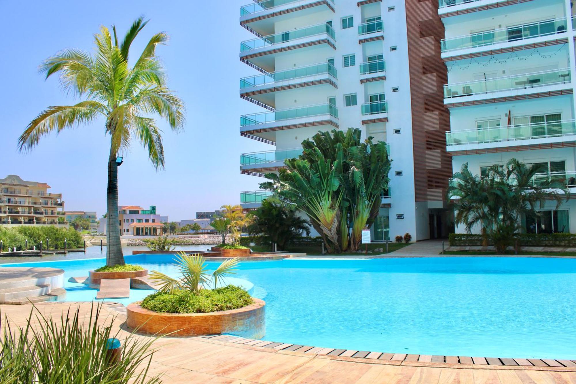 Condominio Con Una Bonita Vista Del Puerto Deportivo De G P S Rentas Mazatlán Exterior foto